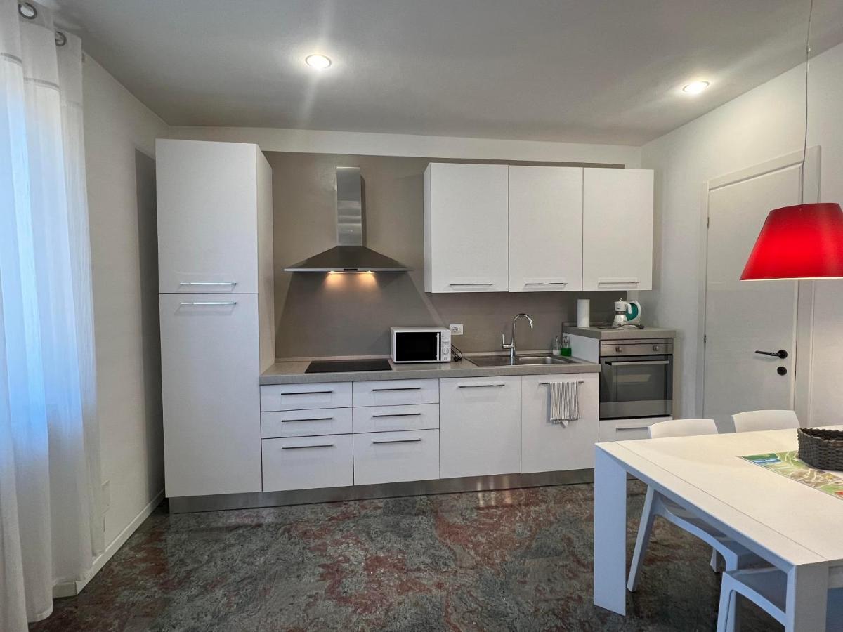 Un Nido Nel Centro Storico Con Garage Apartment Аоста Екстериор снимка